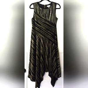 Calvin Klein Elegant Black and Gold Dress Size 4